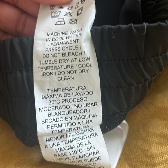 Puma shorts - size M - Picture 6 of 9